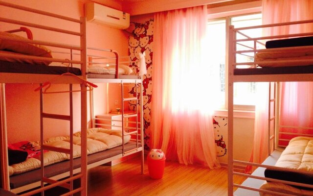 Fangunba Cartoon Theme Hostel