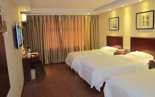 GreenTree Inn Huangshan She Town Paifangqun New Bus Terminal Station E – Guest Rooms – Huangshan