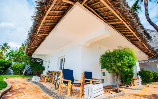 AHG Dream's Bay Beach Hotel - Adults Only
