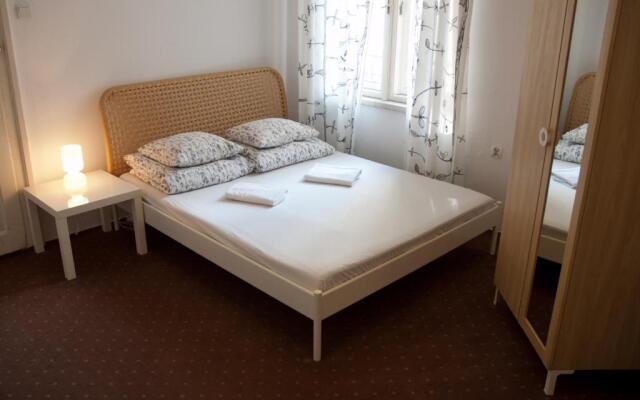 Trzy Kafki Private Rooms
