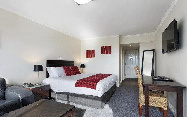 Commodore Regent Launceston