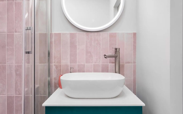 Апартаменты APARTS FROM LEXI (АПАРТС ФРОМ ЛЕКСИ) на улице Уральская