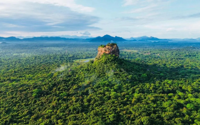 The Rock View Homestay Sigiriya