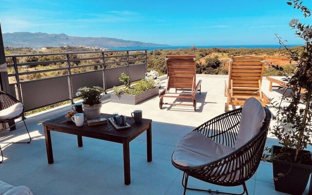 Phaedra House For Relaxing Holidays Near Platanias