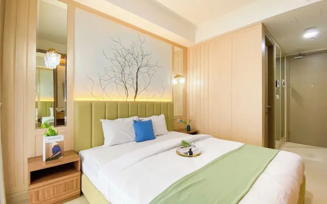 Simply Look Studio at Gold Coast Apartment