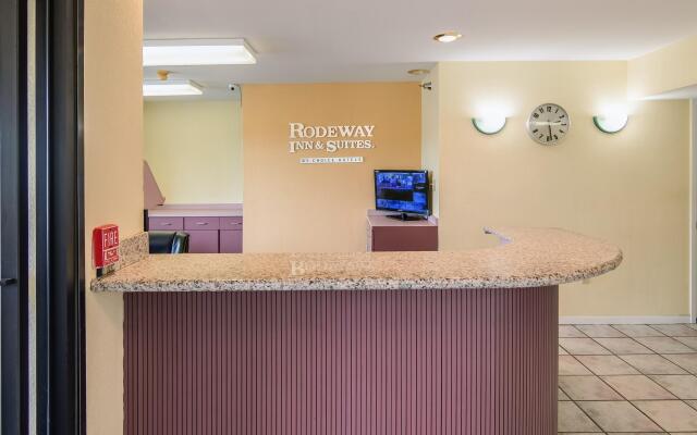 Rodeway Inn & Suites Highway 290 Northwest