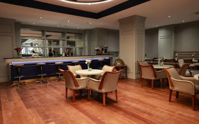 Nova Plaza Orion Hotel