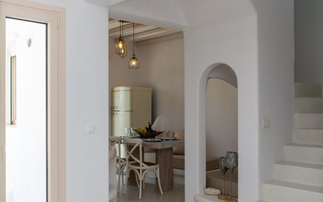 Naxian Lounge Villas