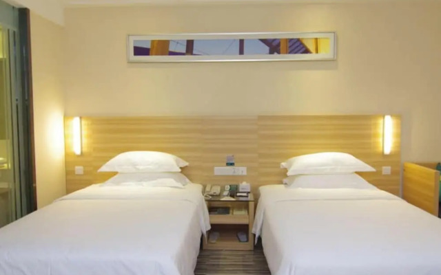 Poltton International Apartment Luohe