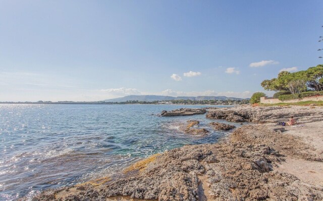 Beautiful Home in Siracusa With Wifi and 1 Bedrooms