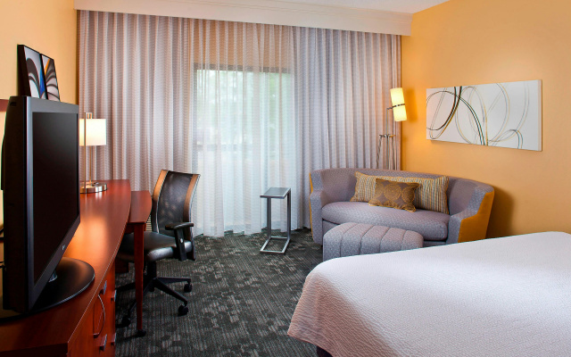 Courtyard by Marriott Huntsville University Drive