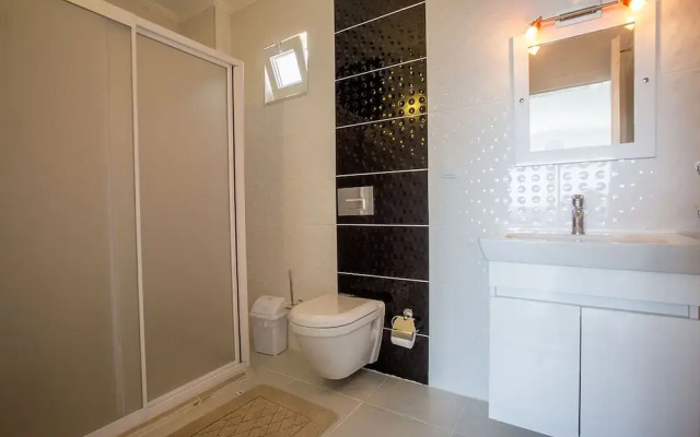 Villa Ermis by Akdenizvillam