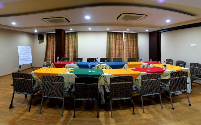Hotel Royal Palm - A Budget Hotel in Udaipur