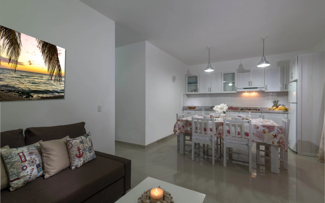 Los Flamencos Aparthotel