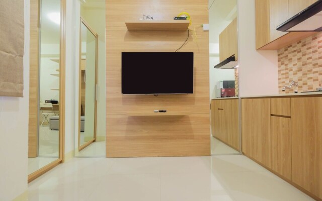Modern Studio Apartment 26th on Top of Green Pramuka Mall