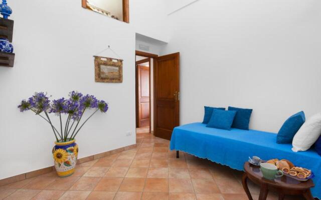 Estate4home - Casa Sofia 330 steps