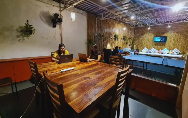 HOSHTEL99 - STAY, COWORK & CAFE - A Backpacker Hostel