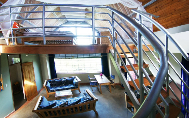 Yellow Haven Lodge