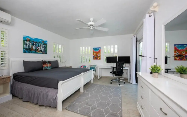 Trident Estate 6 Bedroom Estate