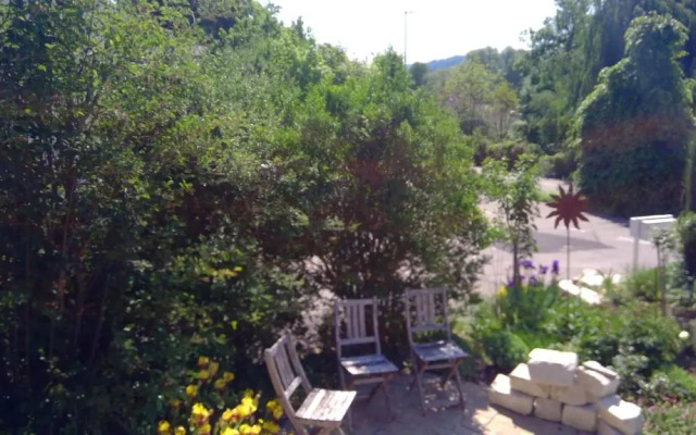 Bed And Breakfast 24