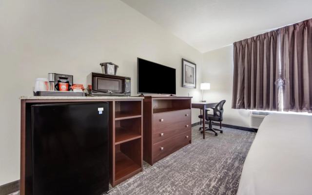 Cobblestone Hotel & Suites - Seward