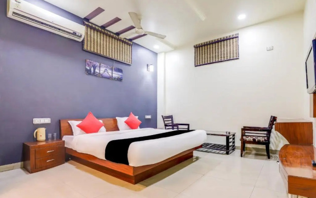 Hotel Ambrosia by OYO Rooms