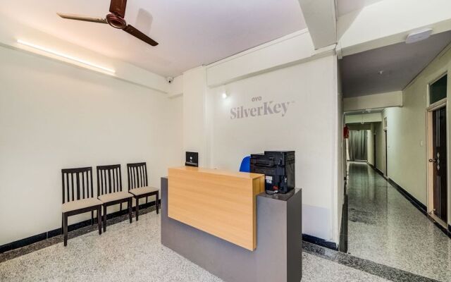 SilverKey Executive Stays 19907 Hafeezpet
