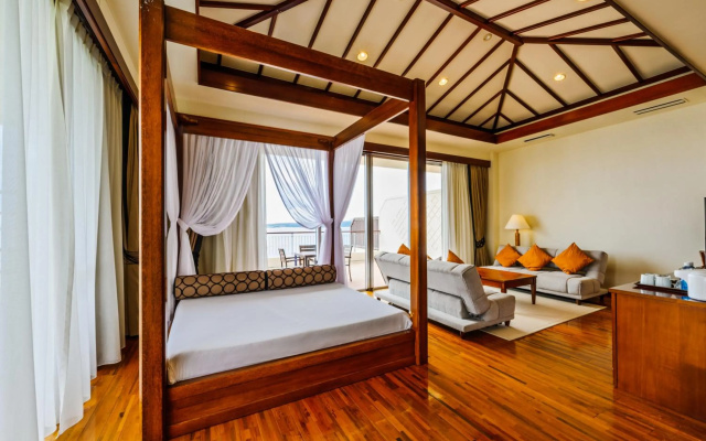 Kanucha Bay Hotels & Villas