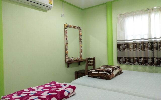 Nong Amm Homestay