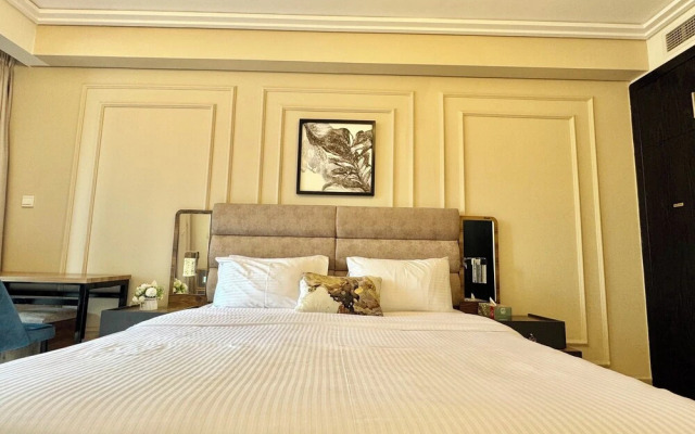 Cosmos Living 1 BR Suite Near Dubai Mari