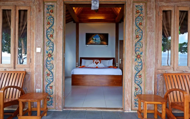Blue Harbor Beachfront Villas & Resto