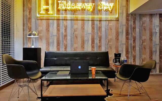 HideawayStay Sleep & Work in Duplex