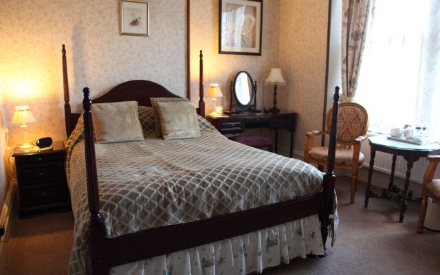 Kirkwood Guest House