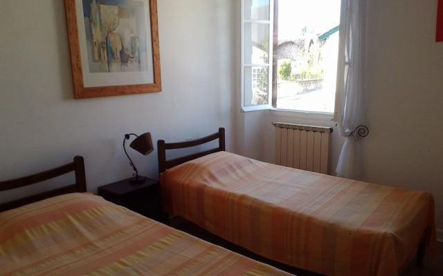 Hostel Gite Zuharpeta