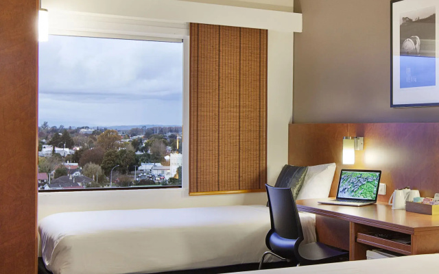 ibis Hamilton Tainui