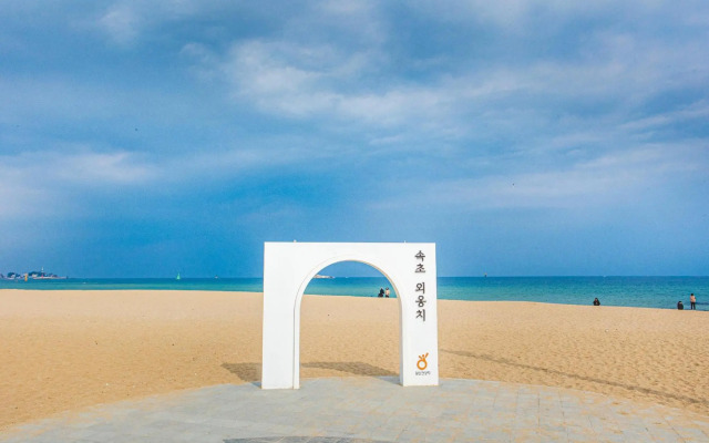 Sokcho Santorini Pension