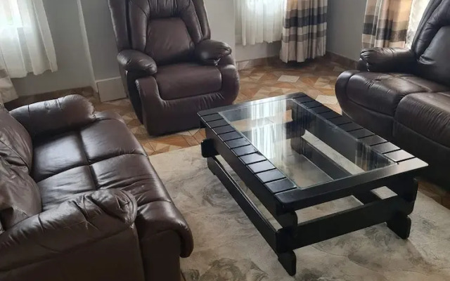 Inviting 2 Bed House in Bulawayo