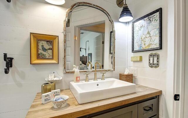 The Gulf House Gs512 Home