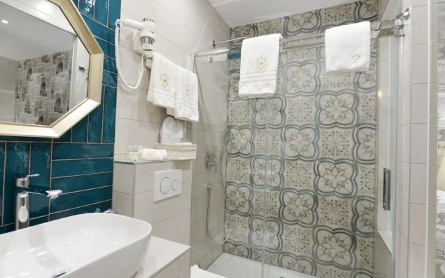 The Duke Luxury Rooms