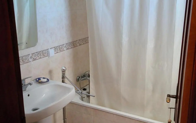 Erike Guest House