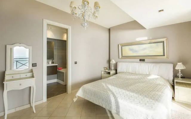 Gleize Amazing Sea View Villa