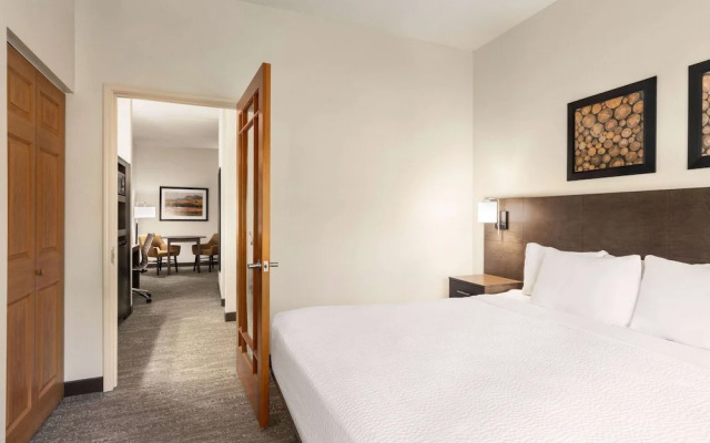 Days Inn & Suites Bozeman