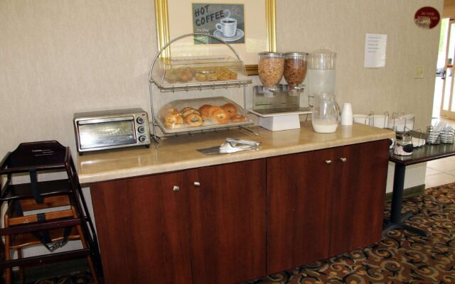 Sleep Inn & Suites