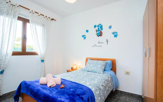 Rural Yeyo House in the volcano crater