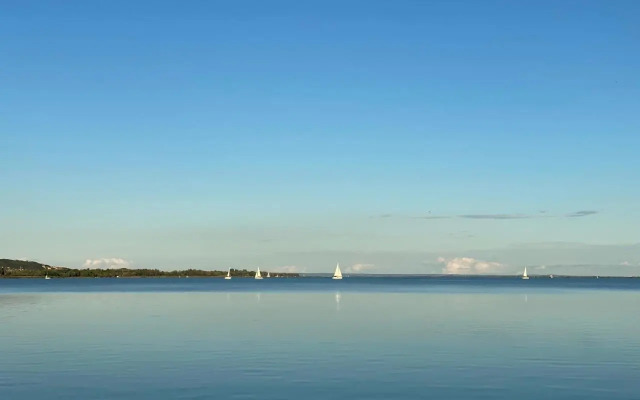 ROYAL AQUAMARINE - lakeside luxury flat at Balaton