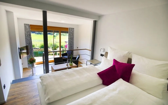 Hotel Wo Der Hahn Kräht