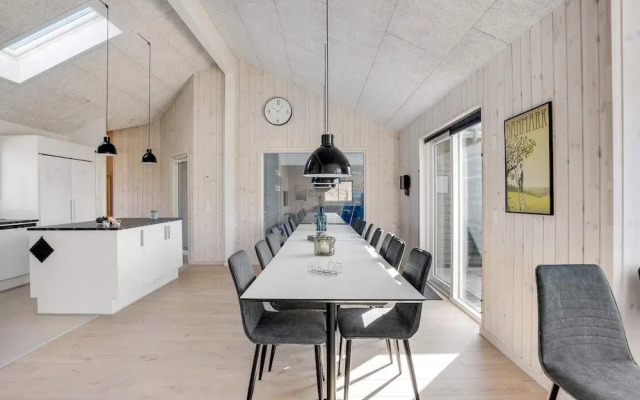 5 Star Holiday Home in Albaek
