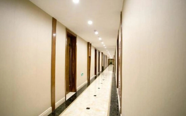 Hequn Hotel