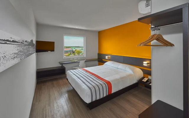 City Express Junior Leon Centro De Convenciones