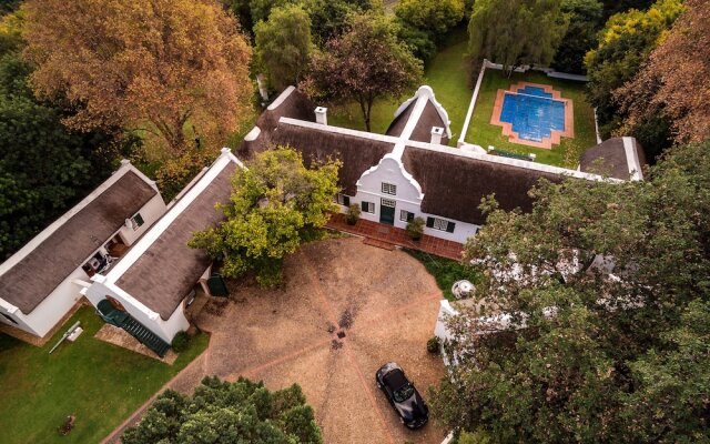 The Gables Suite- Adults Only